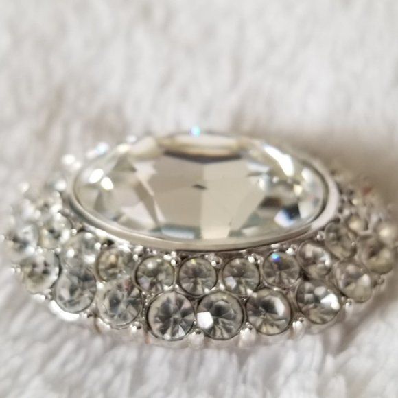 Yves Saint Laurent Rhinestone Clip On Earrings - Picture 4 of 13